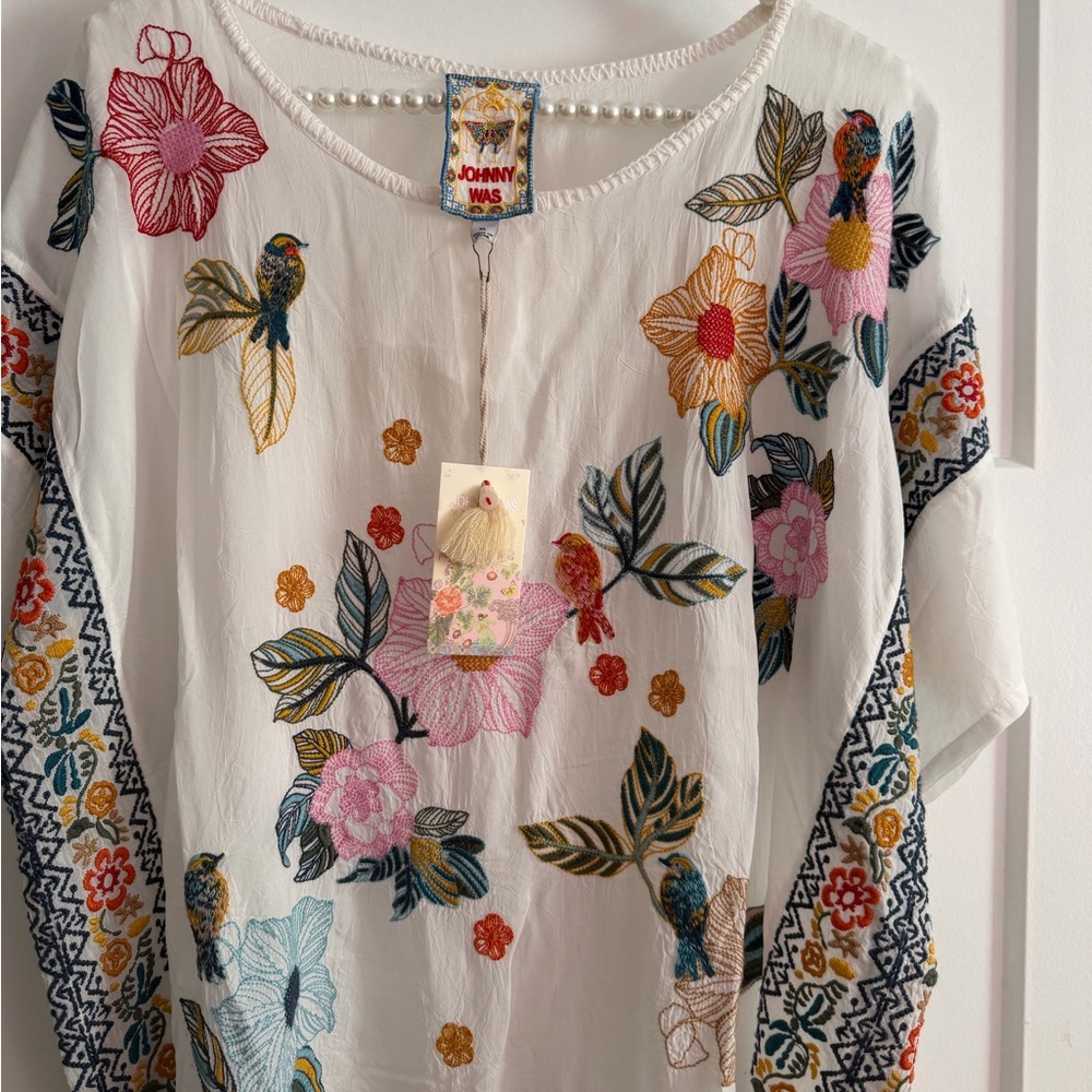 Johnny Was Mariafe Multicolor Floral Embroidered Blouse - Picture 4 of 11